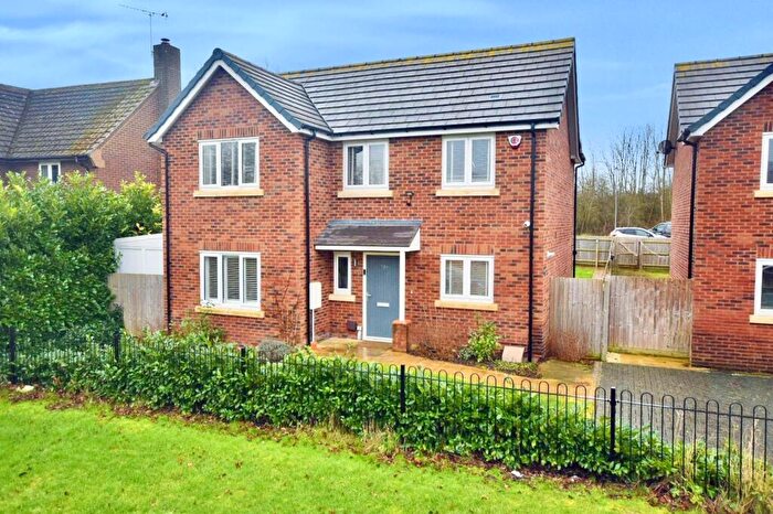 4 Bedroom Detached House For Sale In Liddell Way, Leighton Buzzard, LU7