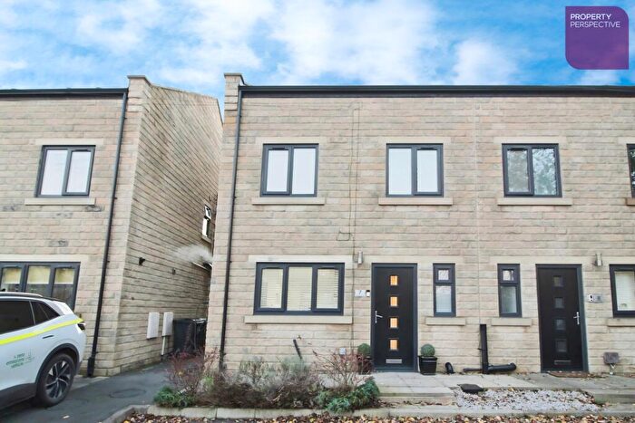 3 Bedroom House For Sale In Willow Street, Cleckheaton, BD19