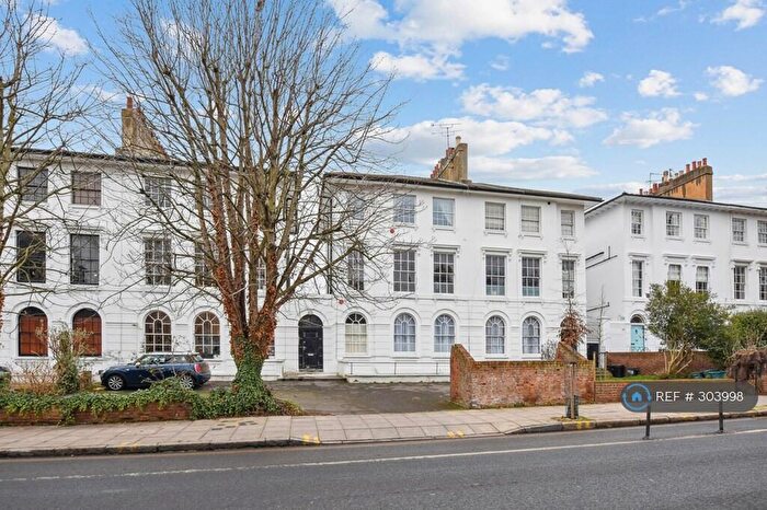 2 Bedroom Flat To Rent In Liverpool Road, London, N7
