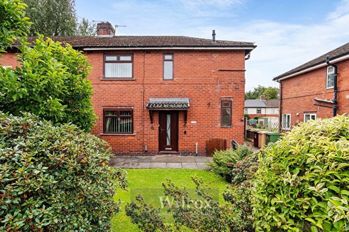 3 Bedroom Semi-Detached House For Sale In Prince's Avenue, Little Lever, BL3