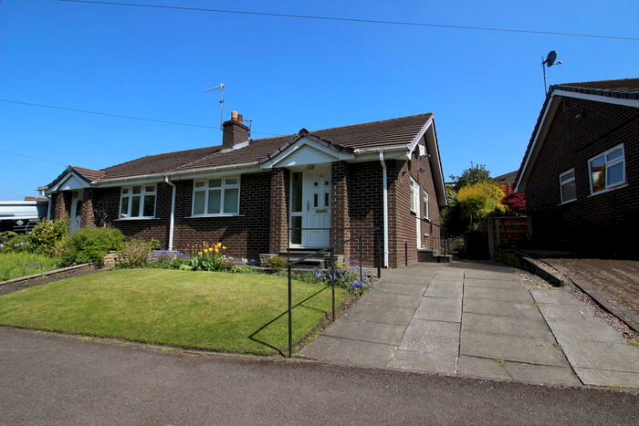 2 Bedroom Semi-Detached Bungalow To Rent In Shirebrook Drive, Glossop, Derbyshire, SK13