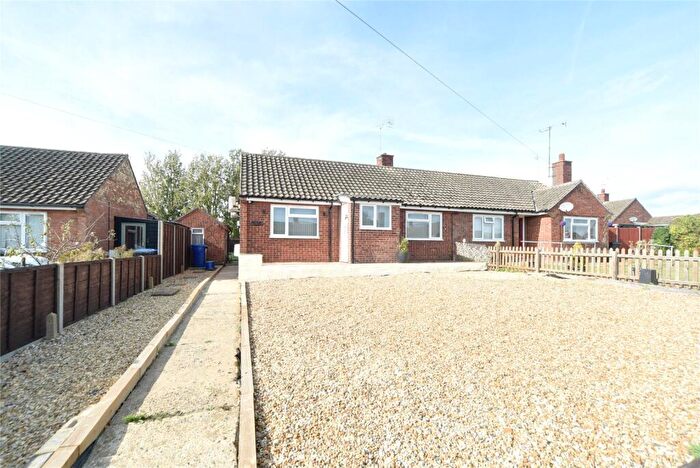 2 Bedroom Bungalow To Rent In Hanmer Avenue, Mildenhall, Bury St. Edmunds, Suffolk, IP28