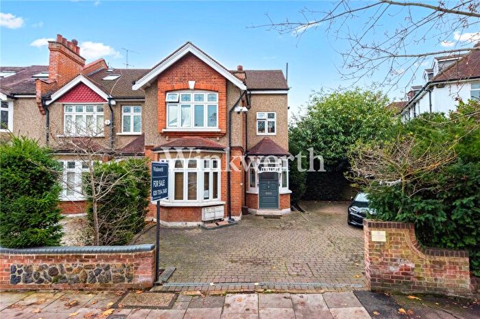 6 Bedroom End Of Terrace House For Sale In Old Park Road, London, N13
