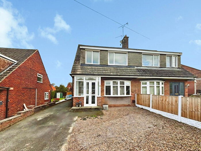 3 Bedroom Semi-Detached House For Sale In Sunningdale Drive, Ilkeston, DE7