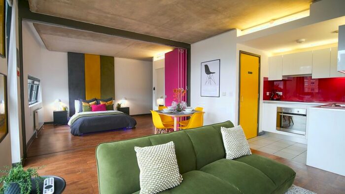 1 Bedroom Flat To Rent In Lampwick Lane, Manchester, M4