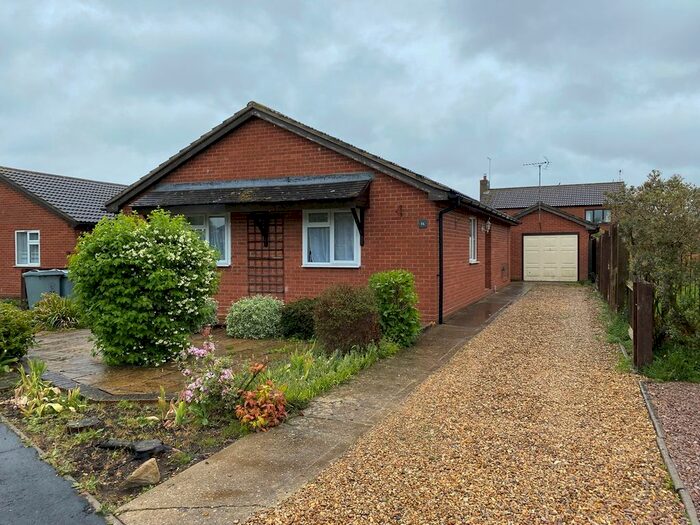 Bungalow To Rent In Viking Close, Bourne, PE10