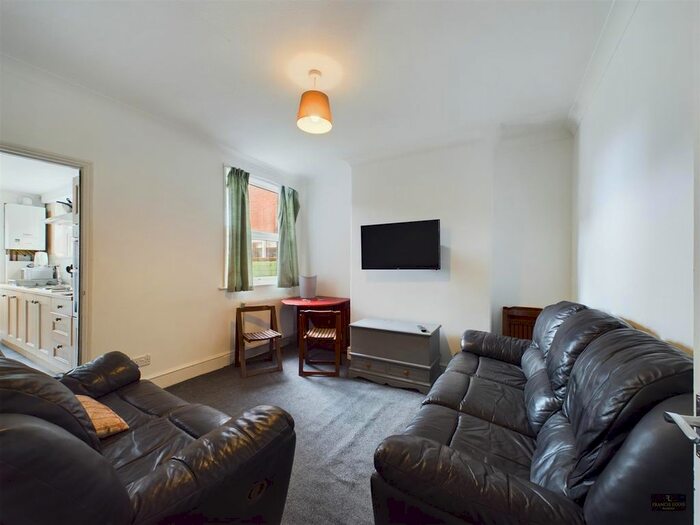 4 Bedroom Property To Rent In Normandy Road, Exeter, EX1