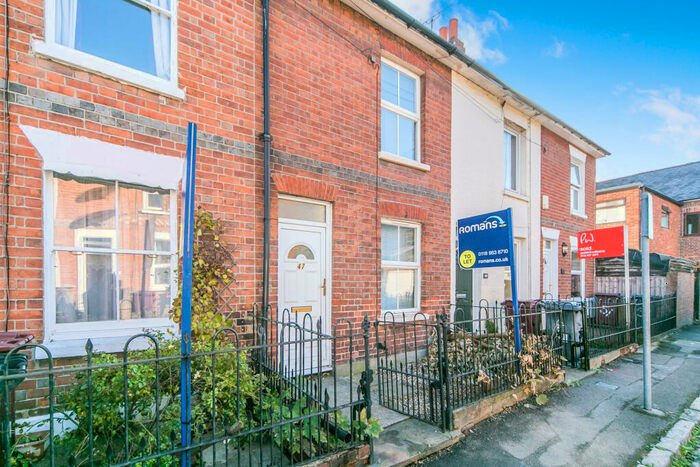 2 Bedroom Terraced House To Rent In Sherman Road, Reading, RG1