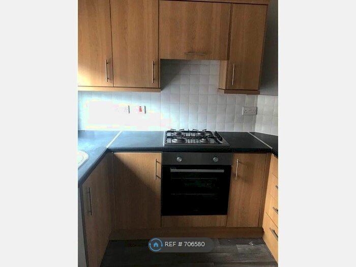 3 Bedroom Terraced House To Rent In Cresswell Street, Barnsley, S75