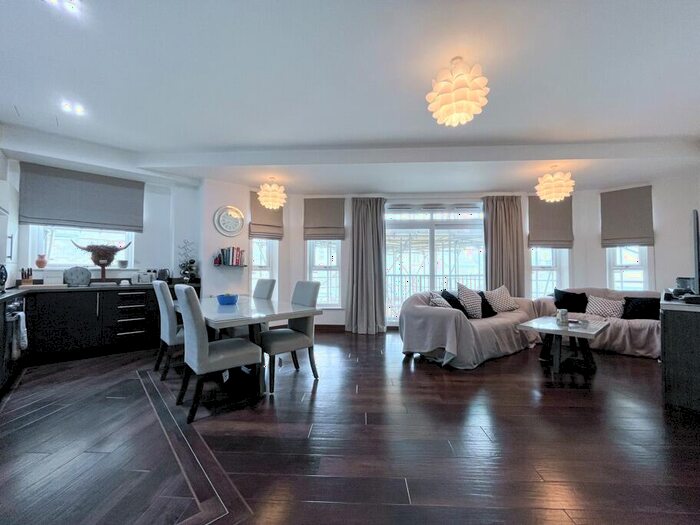 2 Bedroom Apartment To Rent In St. Georges Court, St. Georges Road, Camberley, Surrey, GU15