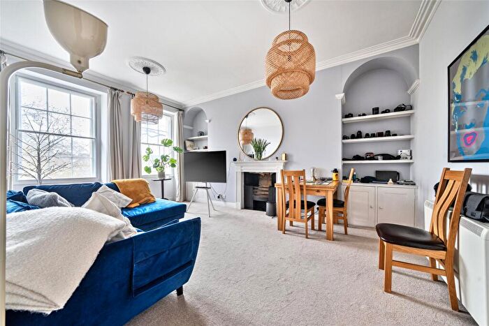 1 Bedroom Apartment For Sale In Grosvenor Place, Bath, Somerset, BA1