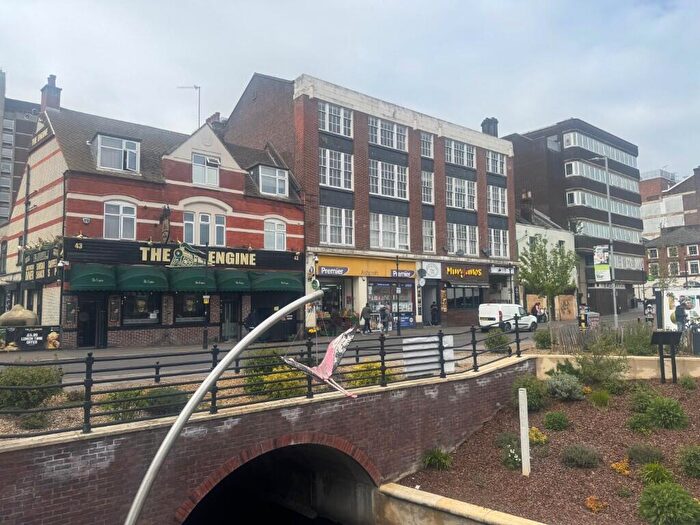 1 Bedroom Flat To Rent In Bute Street, Luton, Bedfordshire, LU1