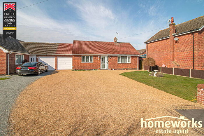 3 Bedroom Detached Bungalow For Sale In Farrow Close, Swanton Morley, Dereham, NR20