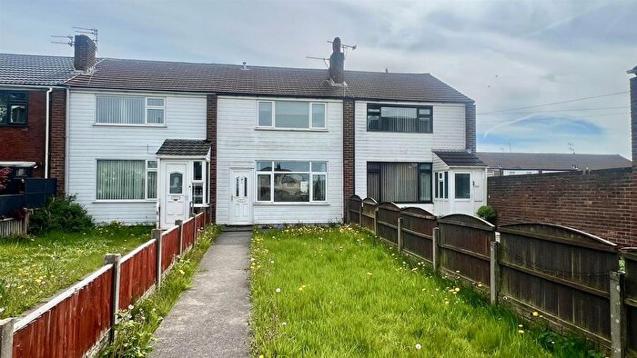 3 Bedroom Terraced House To Rent In Warrington Road, Widnes, WA8