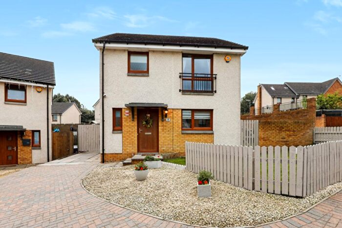 3 Bedroom Villa For Sale In Kerry Place, Drumchapel, G15