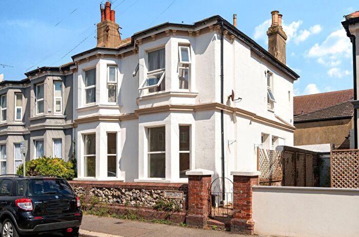 2 Bedroom Flat For Sale In Eriswell Road, Worthing, West Sussex, BN11