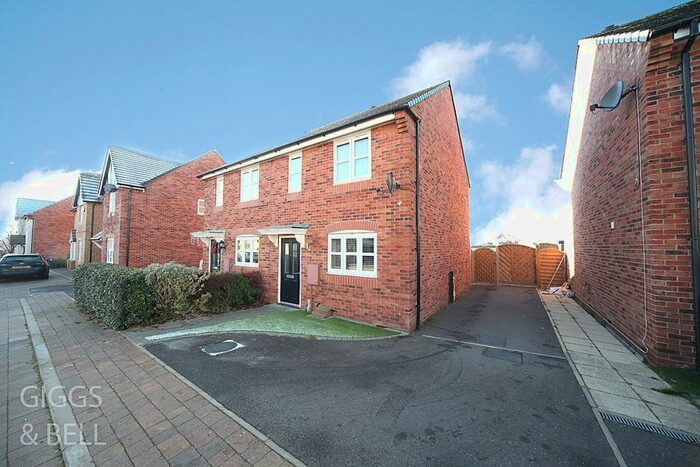 2 Bedroom Semi-Detached House For Sale In Wilson Close, Shillington, Hitchin, Bedfordshire, SG5