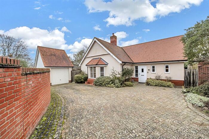 2 Bedroom Detached Bungalow For Sale In Manor Farm Drive, Beyton, Bury St. Edmunds, IP30