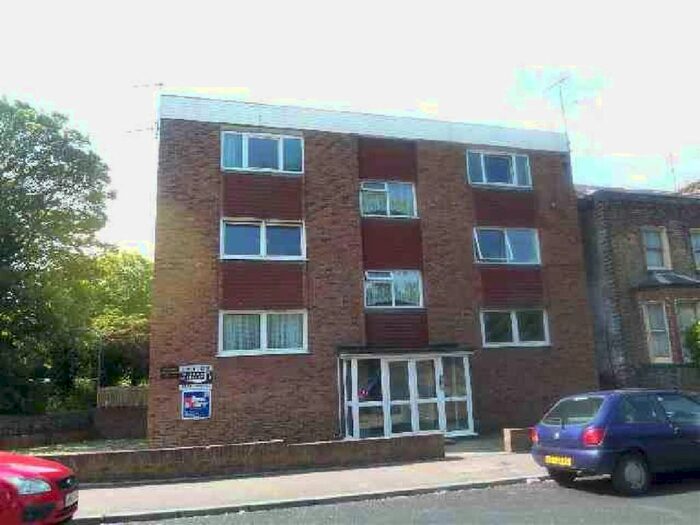2 Bedroom Flat To Rent In Dane Road, Margate, CT9
