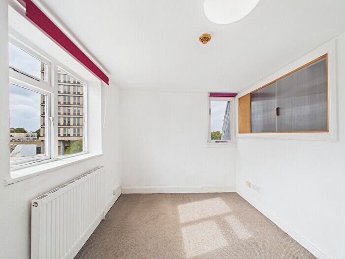 Studio To Rent In Bath Road, Cheltenham, GL53