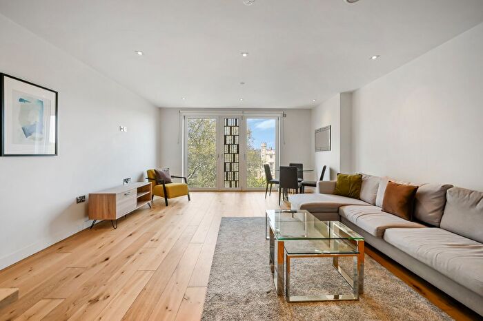 2 Bedroom Flat To Rent In Palace View, Lambeth High Street, London, SE1