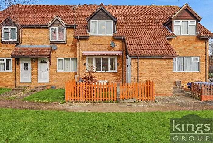 1 Bedroom Terraced House For Sale In Mahon Close, Enfield, EN1