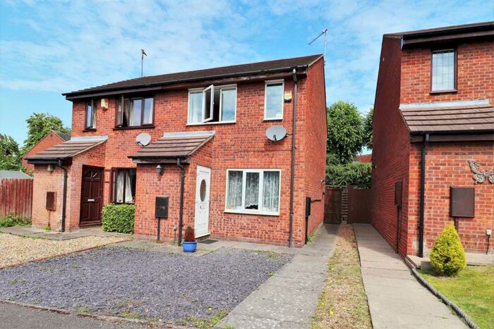 2 Bedroom Semi-Detached House To Rent In Pingle Court, Attleborough, Nuneaton, CV11