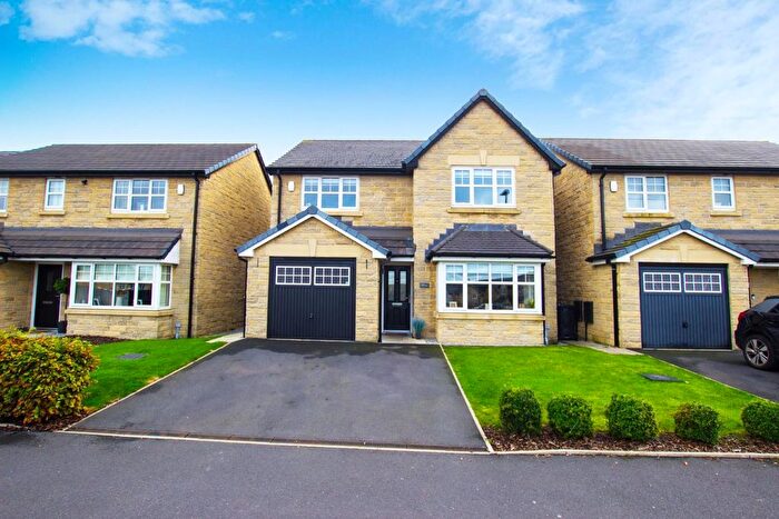 4 Bedroom Detached House For Sale In Plover Crescent, Darwen, BB3