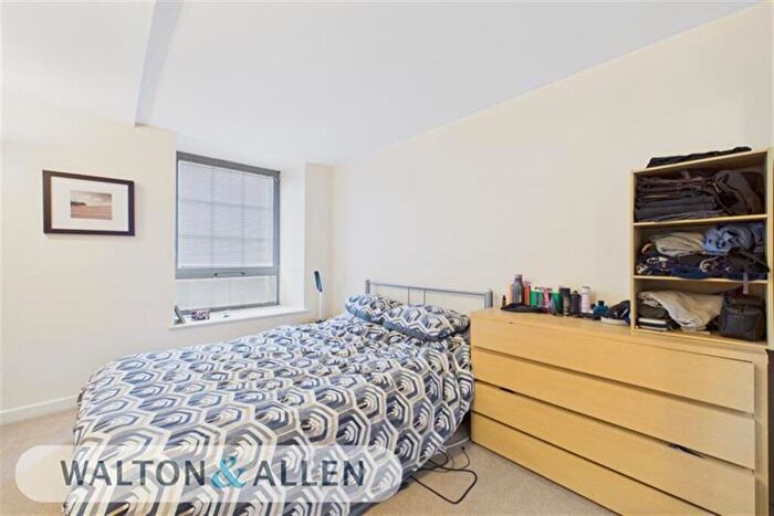 1 Bedroom Apartment For Sale In The Hicking Building, Queens Road, NG2