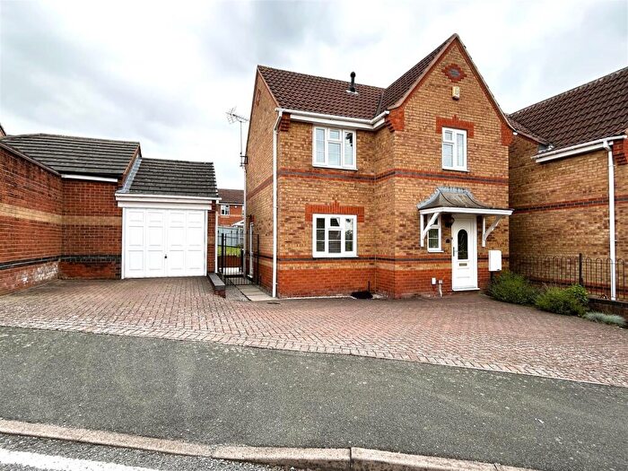 3 Bedroom Detached House To Rent In Edensor Drive, Belper, DE56