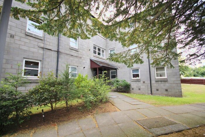 2 Bedroom Flat To Rent In Auldhouse Court, Auldhouse, Glasgow - Available From Th June!, G43