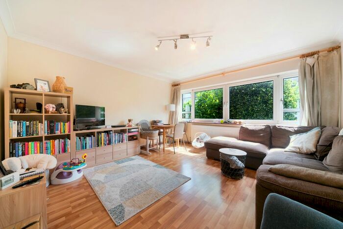 1 Bedroom Property To Rent In South Park Road, London, SW19