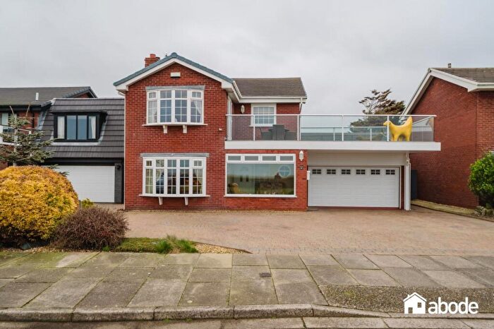 3 Bedroom Detached House For Sale In Devon Close, Liverpool, L23