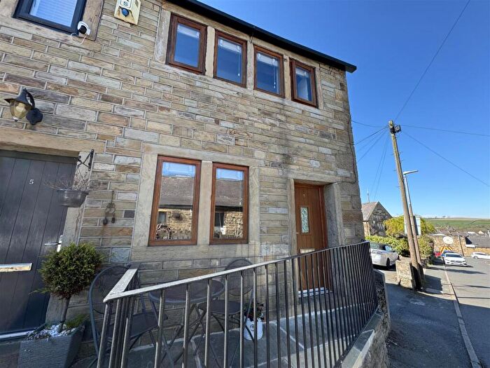 1 Bedroom Terraced House To Rent In Lodge Street, Skelmanthorpe, Huddersfield, HD8