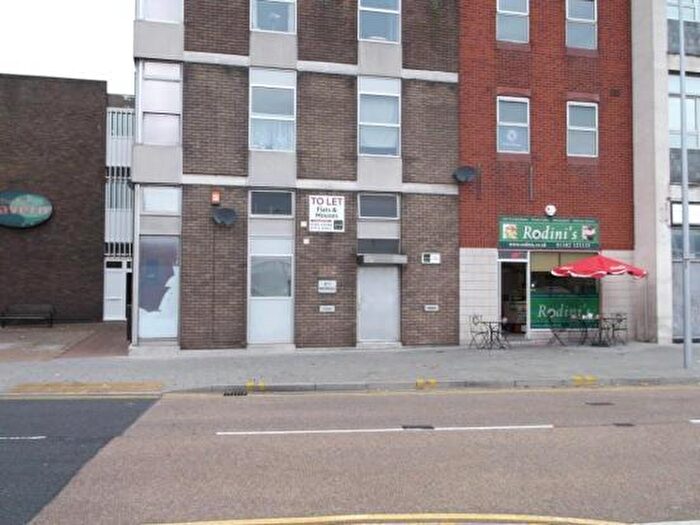 Studio To Rent In Waterdale, Doncaster, South Yorkshire, DN1