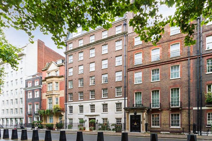 2 Bedroom Flat For Sale In Upper Grosvenor Street, Mayfair, W1K