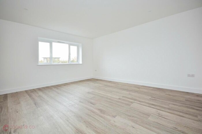 4 Bedroom Detached House For Sale In Haine Road, Ramsgate, CT12