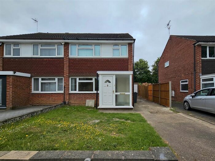 3 Bedroom Semi-Detached House To Rent In Badminton Road, Rushey Mead, Leicester, LE4