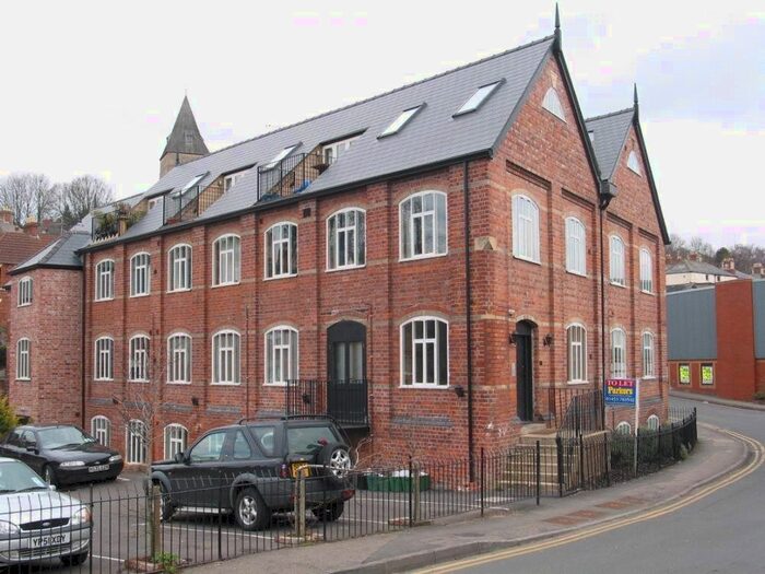 2 Bedroom Flat To Rent In Slad Mill, Lansdown, Stroud, Gloucestershire GL5