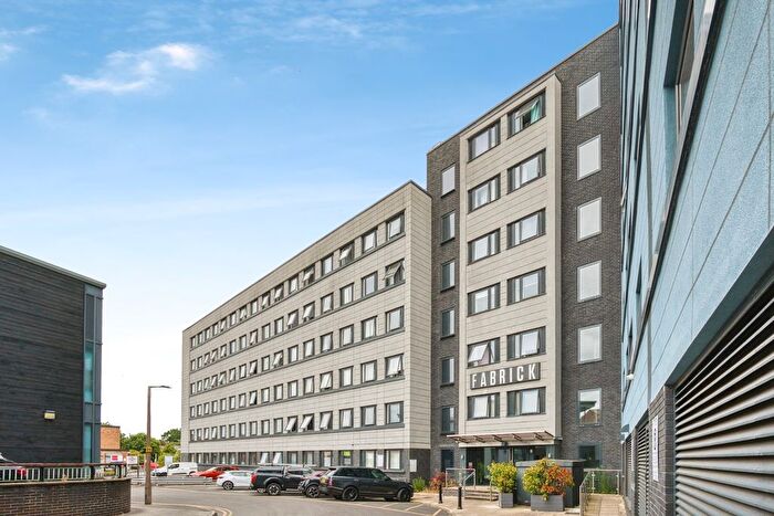 1 Bedroom Flat For Sale In Warren Road, Cheadle Hulme, Cheshire, SK8