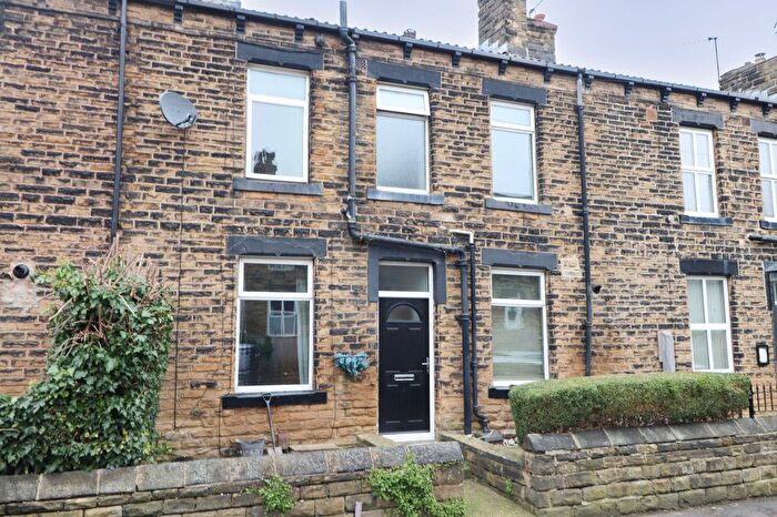 2 Bedroom Terraced House To Rent In Halliday Street, Pudsey, West Yorkshire, LS28
