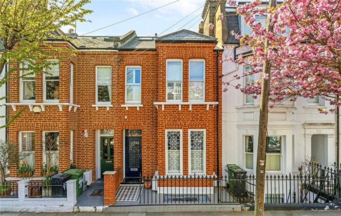 4 Bedroom Terraced House For Sale In Alderville Road, London, SW6