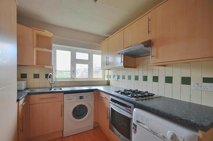 2 Bedroom Flat To Rent In Long Drive, Ruislip HA4
