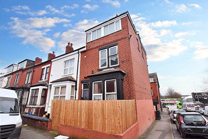 4 Bedroom Terraced House For Sale In Flats -, Burlington Place, Leeds, West Yorkshire, LS11