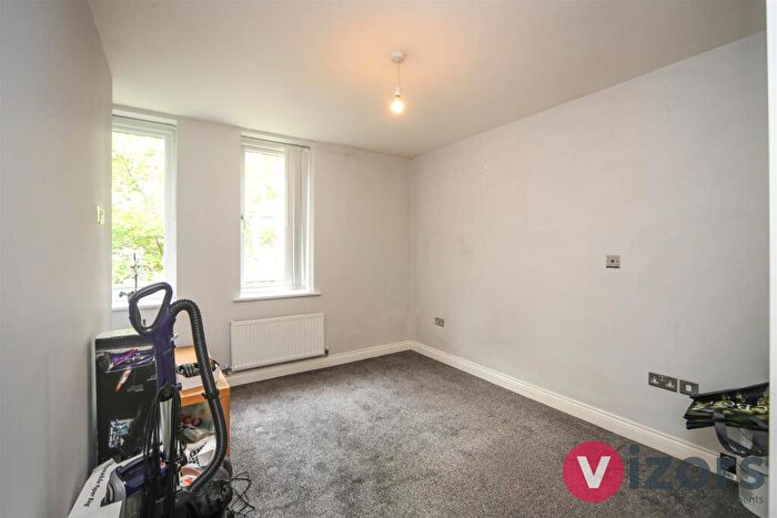 1 Bedroom Flat For Sale In Berrington Close, Ipsley, Redditch, B98