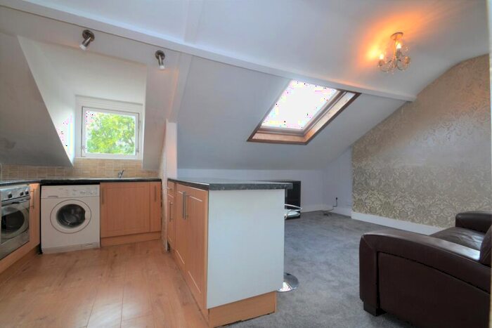 1 Bedroom Flat To Rent In Thornford Road London, SE13
