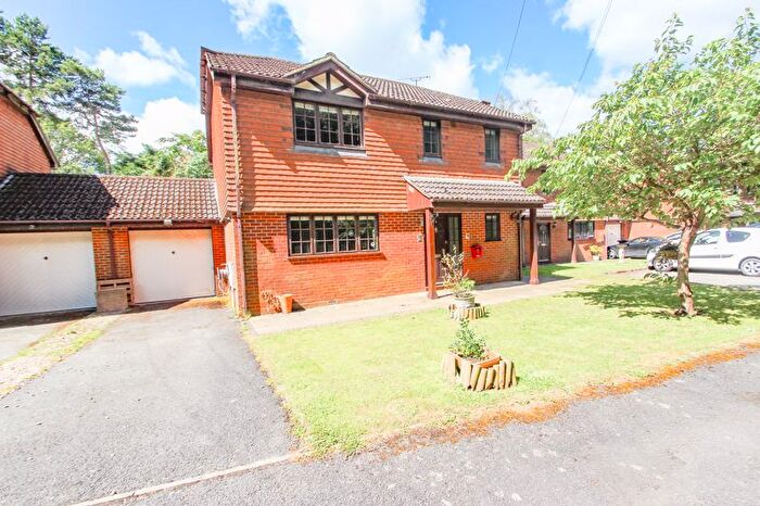 4 Bedroom Detached House For Sale In Station Close, Town Row, Rotherfield, TN6