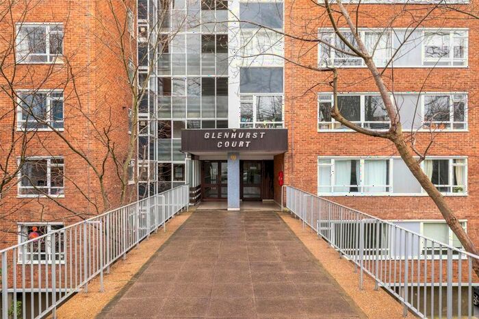 2 Bedroom Apartment To Rent In Farquhar Road, London, SE19