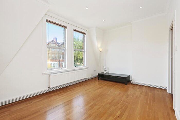 1 Bedroom Apartment To Rent In Arkwright Road, Hampstead, NW3