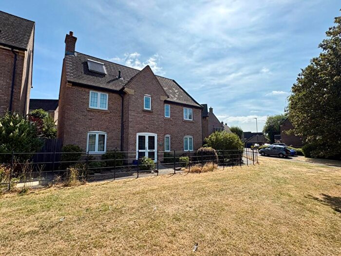 3 Bedroom Semi Detached House For Sale In Meadow Place, Matlock, Derbyshire, DE4